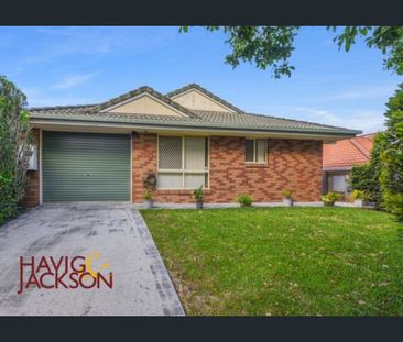 GREAT VALUE LIVING IN SECURE ASPLEY COMPLEX - Photo 2