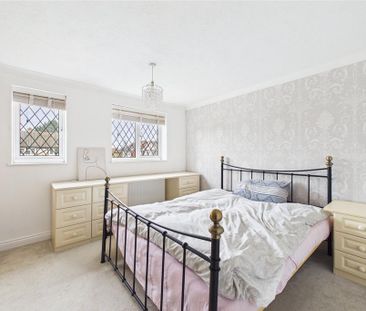 3 bedroom semi-detached house to rent - Photo 6