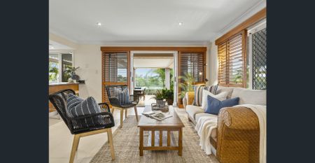 Absolute Waterfront Luxury – Five-Bedroom Riverfront Sanctuary with Private Jetty and Boat Ramp - Photo 2