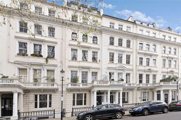 3 bedroom flat to rent - Photo 1