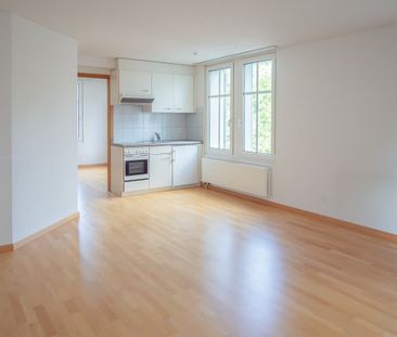 Hübsche 2.5 Zi.-Wohnung - mit Balkon in ruhigem Quartier - Photo 5