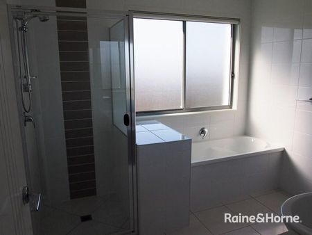 3 BEDROOM HOME RURAL VIEW - Photo 4