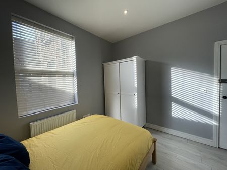 Okehampton Street, Exeter - Photo 3