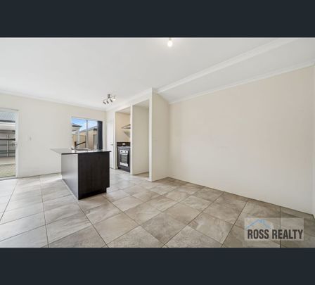 82 Yellowwood Avenue, Piara Waters, WA 6112 - Photo 1