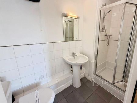 Flat to rent - Photo 5