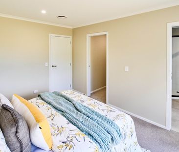 Modern 3-Bedroom Home in Popular Awatea Escape - Photo 4