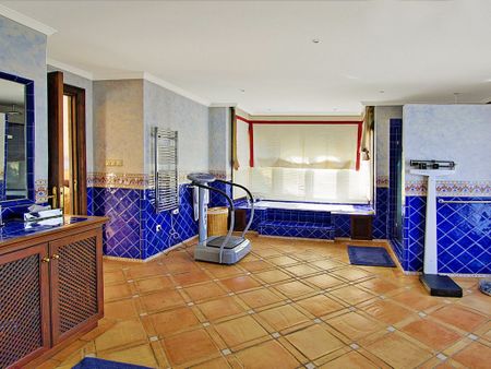 5 bedroom luxury House for rent in Milla de oro, Marbella, Andalusia - Foto 2