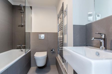 1 bedroom ground floor flat to rent - Photo 5
