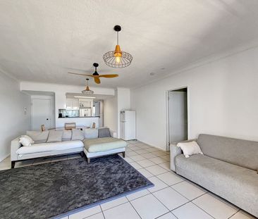 Waterfront Living on the Maroochy River! - Photo 2