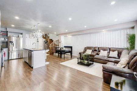 For Lease - 136 Golden Springs Drive, Brampton, Ontario - Photo 2