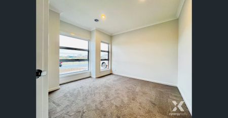 Charming Family Home in a Prime Wyndham Vale Location - Photo 3