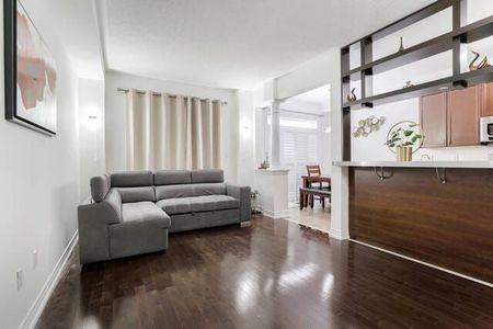 For Lease - 3704 Bloomington Crescent, Mississauga, Ontario - Photo 3