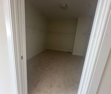 For Lease - 8 Balance Crescent, Markham, Ontario - Photo 6