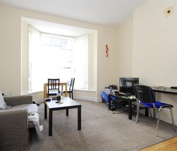 Seaton Avenue Flat 2, Plymouth - Photo 1