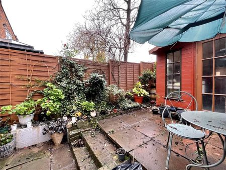 Studio to rent - Photo 5