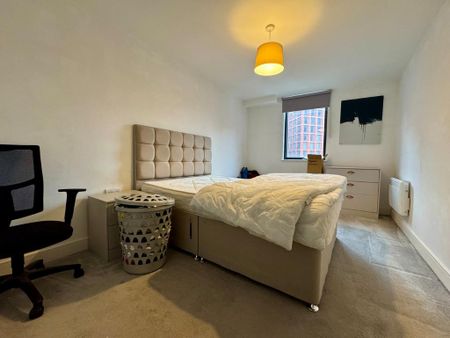 2 bedroom flat to rent - Photo 4