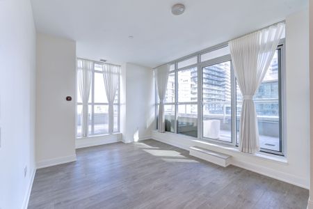 For Lease - 65 Annie Craig Drive Unit# 504, Toronto, Ontario - Photo 3