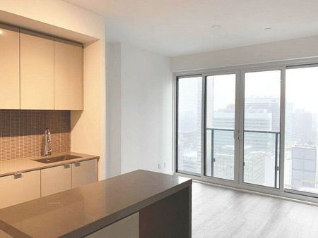 For Lease - 7 Grenville Street Unit# 4913, Toronto, Ontario - Photo 3