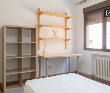 4 room luxury Apartment for rent in Madrid, Autonomous Region of Ma... - Photo 6