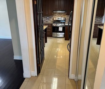 For Lease - 20 Roseglor Crescent Unit# Main-Upper level, Toronto, O... - Photo 6