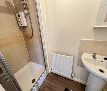 2 bedroom end of terrace house to rent - Photo 6