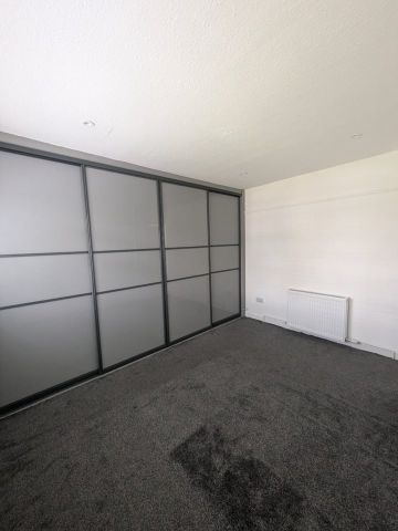 3 Bed End Terrace, Michael Road, SE25 - Photo 4