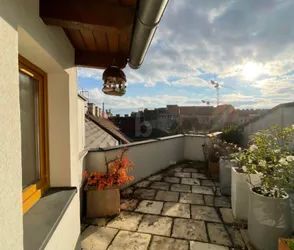 STILVOLLER DACHGESCHOSSHIT MIT BALKON - Foto 2