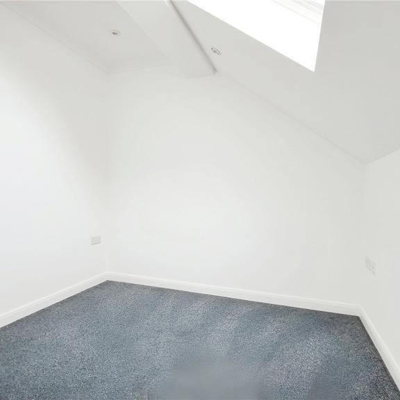 2 bedroom house to rent - Photo 1