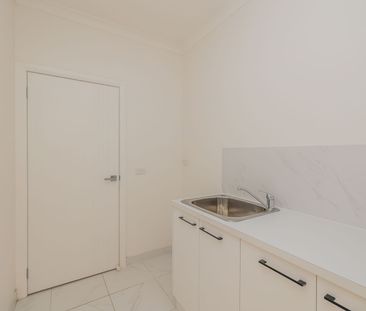 Modern, Easy-Care Living in a Great Location - Photo 3