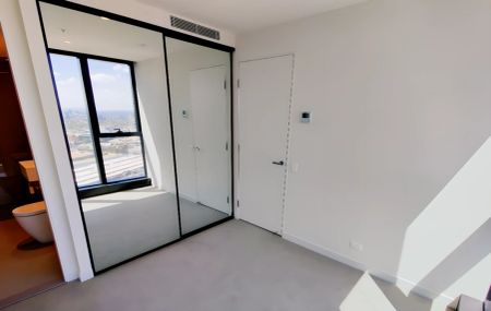 2 Bed 2 Bath - Photo 3