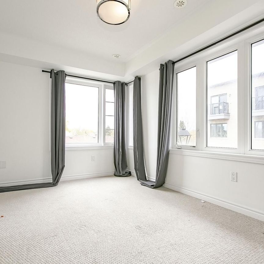 For Lease - 391 The Westway Road, Toronto, Ontario - Photo 1