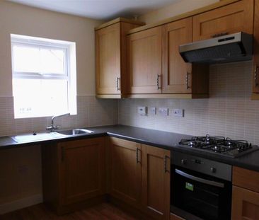 3 bedroom semi-detached house to rent - Photo 3