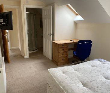 2 Highfields, Huddersfield, HD1 - Photo 6