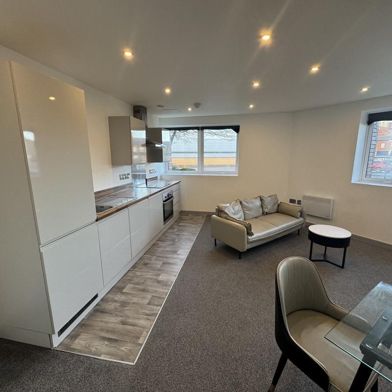 2 bedroom apartment to rent - Photo 1