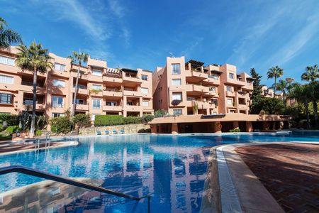 Ground Floor Apartment in The Golden Mile - Photo 3