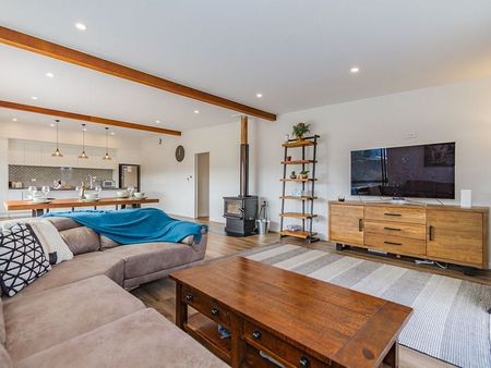 Beautiful New Built Home in Ohakune - Photo 4