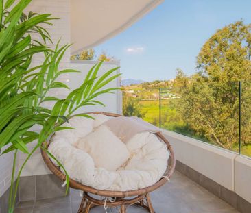 Luxury Apartment for rent in Marbella, Andalusia - Photo 3