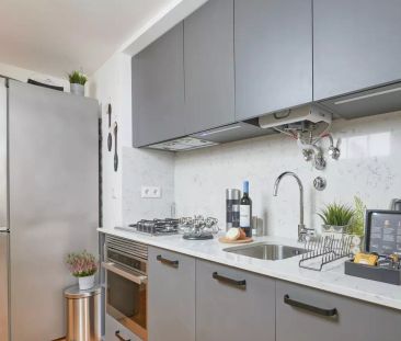 4-bedroom apartment for rent in Misericórdia, Lisbon - Photo 6