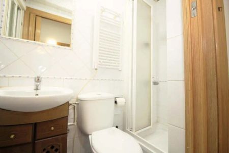 Apartamento de alquiler en Universidad - Malasaña - Photo 3