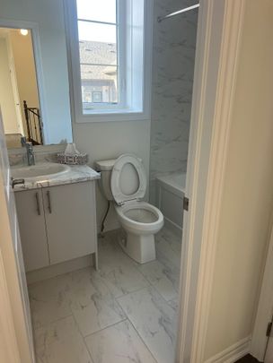 For Lease - 22 Savvy Lane, Caledon, Ontario - Photo 1