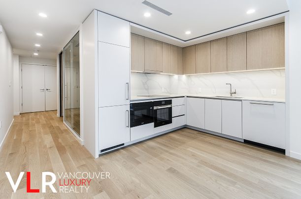 None in West Vancouver, BC - Photo 1