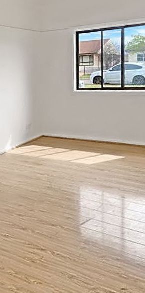 Renovated Three Bedroom House - Photo 1