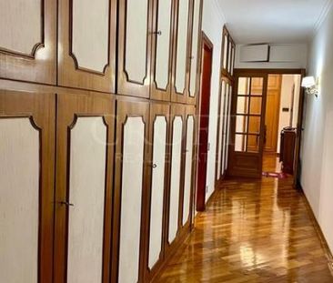 Monteverde Vecchio-Terrace: Furnished 2 Bedroom, 2 Bath, spacious k... - Photo 2