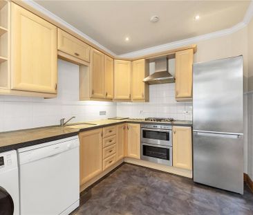 4 bedroom terraced house to rent - Photo 6