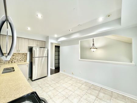 For Lease - 2788 Eglinton Avenue Unit# 4, Toronto, Ontario - Photo 5