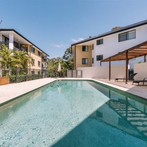 Available now - Photo 2