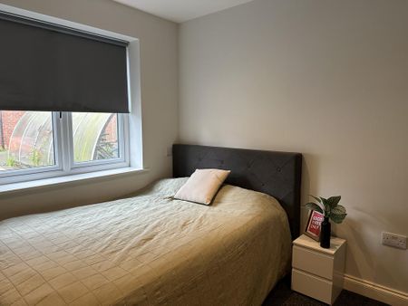 2 bedroom flat to rent - Photo 4