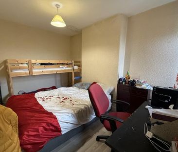 3 Bedroom Terraced To Let - Photo 6