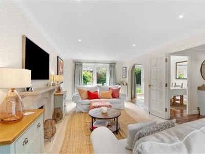 Coates Avenue, SW18 - Photo 1