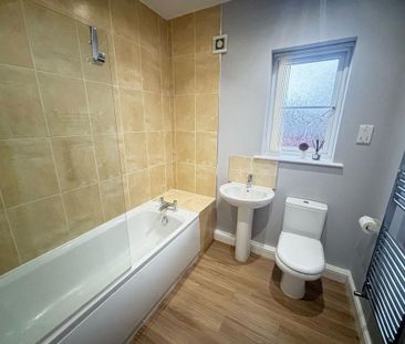 2 bedroom flat to rent - Photo 6